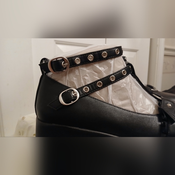 BYOMIG Mary Jane T Strap Chunky Heel Goth Platform Lolita Oxfords Black Never w - Picture 9 of 13